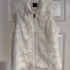 The North Face Kids Cream Fleece Vest